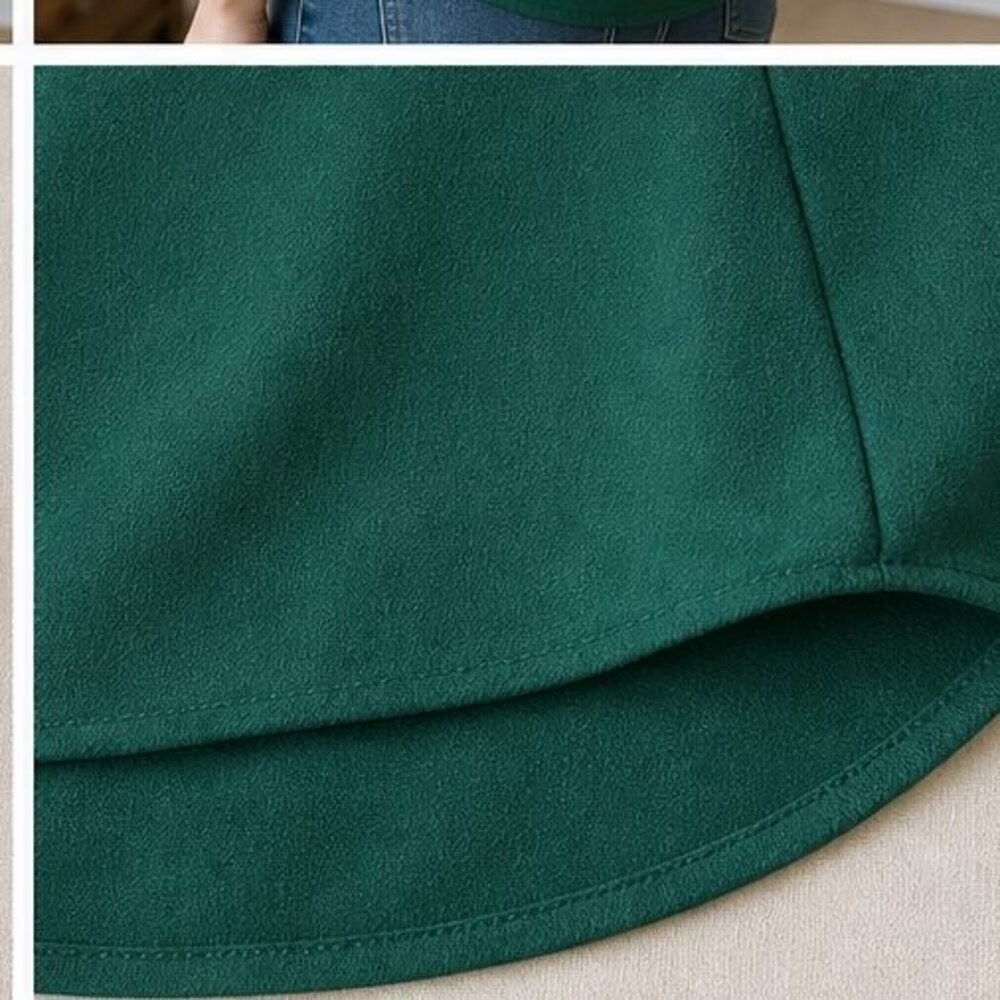 Emerald Button Blouse - Picture 6 of 6